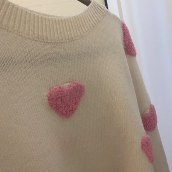 Unbranded Cream Sweater with Pink Hearts - Picture 3 of 3